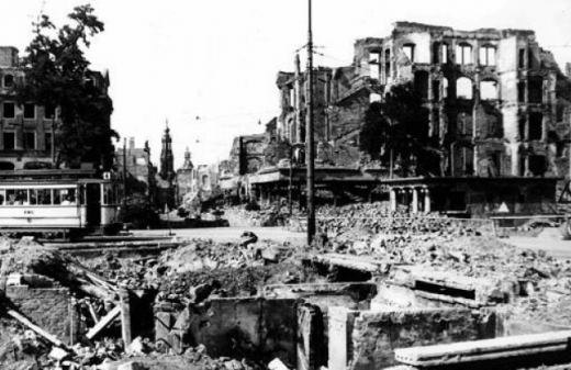 Бомбардировките на България са поредица от нападения на британските и
