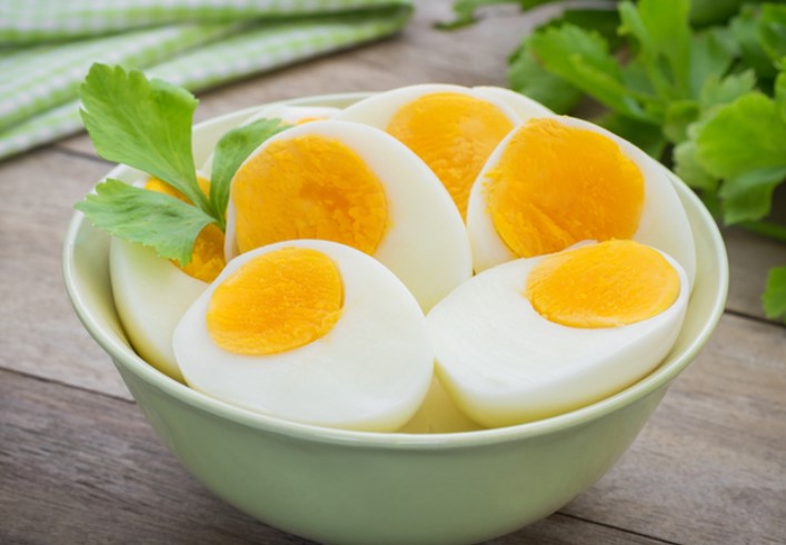 Белтъкът или жълтъкът на едно яйце е по полезен има ли