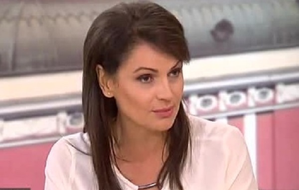 Новинарката Ани Салич е отпуснала кесията и се е обзавела