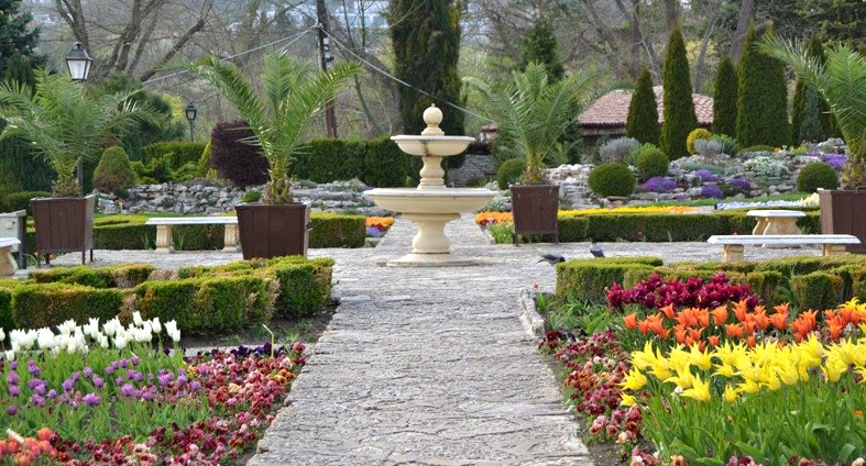 Университетската Ботаническа градина в Балчик е едно уникално бижу на