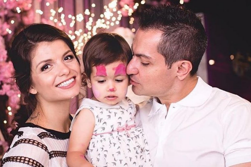 На косъм да загуби втората си дъщеря била бившата Мис