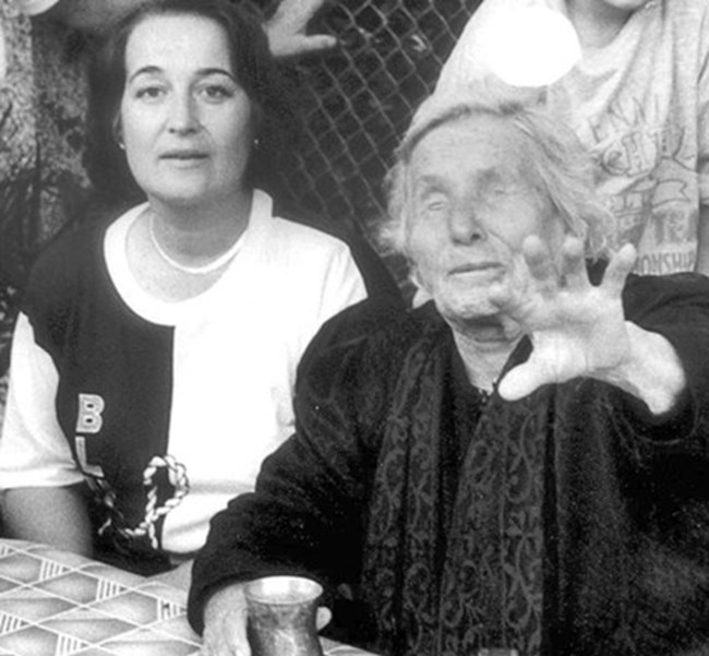 В далечната 1994 година легендарната българска пророчица баба Ванга която