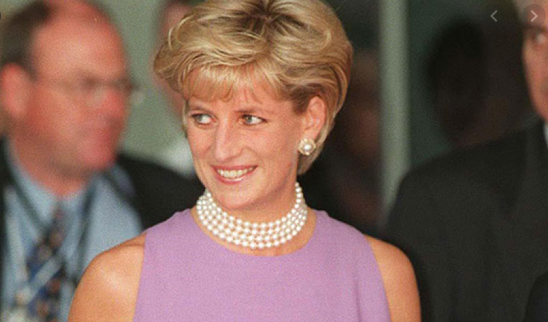 13 години след смъртта на принцеса Даяна продължават да излизат