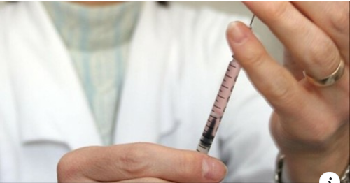 Лекари, които в момента са пряко ангажирани с масовата ваксинация