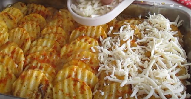 Пригответе тези вкусни печени картофи със сирене по лесната рецепта