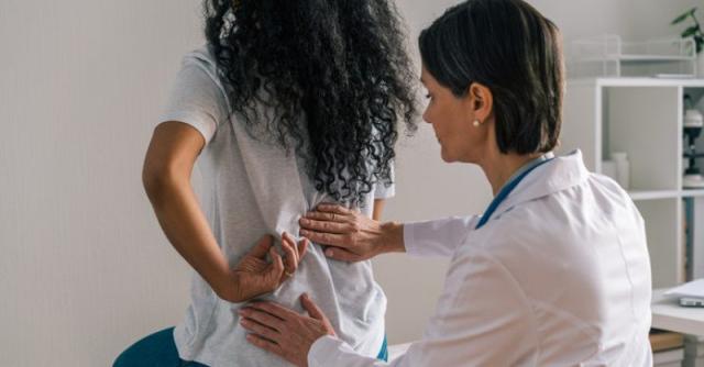 Болката в гърба  засяга почти половината от всички българи  Лекар специалист по