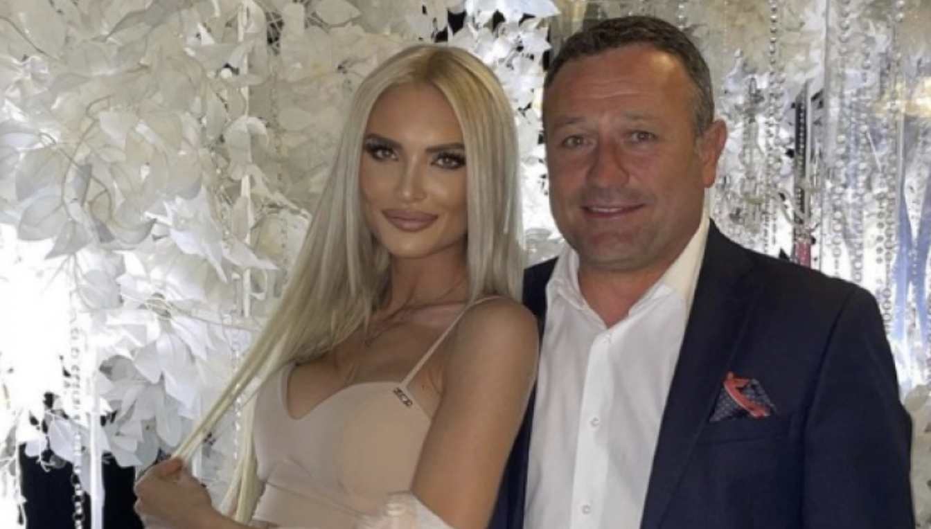 Димитър Рачков отново е необвързан след като младото му гадже