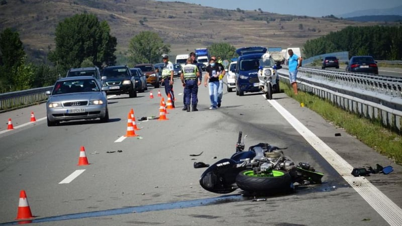 Двама души са загинали в катастрофа на магистрала Хемус край Варна