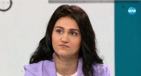 Дебора Михайлова даде първо телевизионно интервю пред Лора Крумова по
