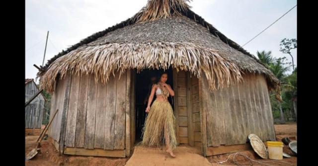 Матриархалното племе , дом на 3000 жени и само 7