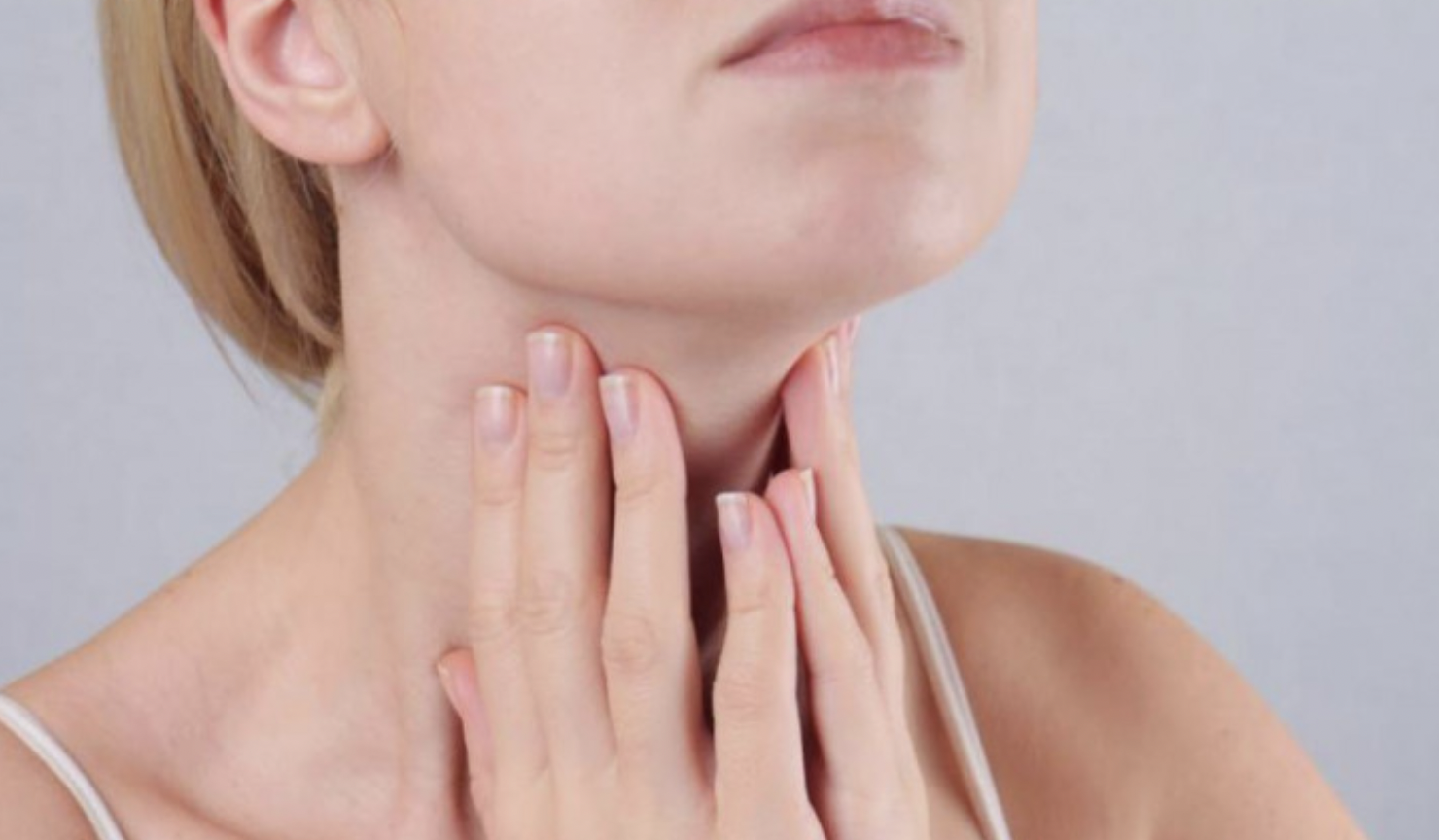 Щитовидната жлеза се намира в предната част на шията и