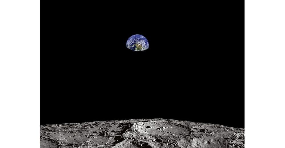 Учени откриха че Луната се свива причинявайки свлачища и нестабилност