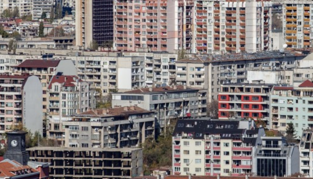 Мнозина българи се оплакват от цените на недвижимите имоти у