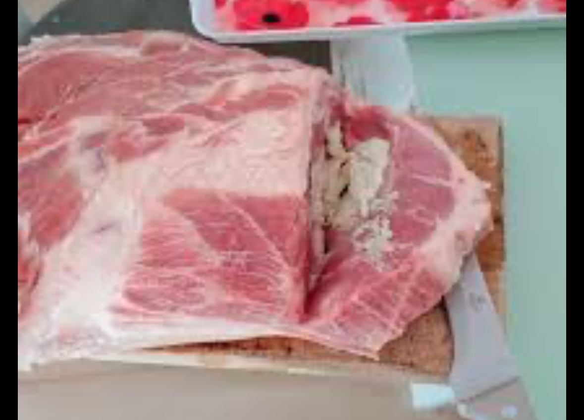 За отвратителна партида месо в популярната търговска верига Фантастико алармира