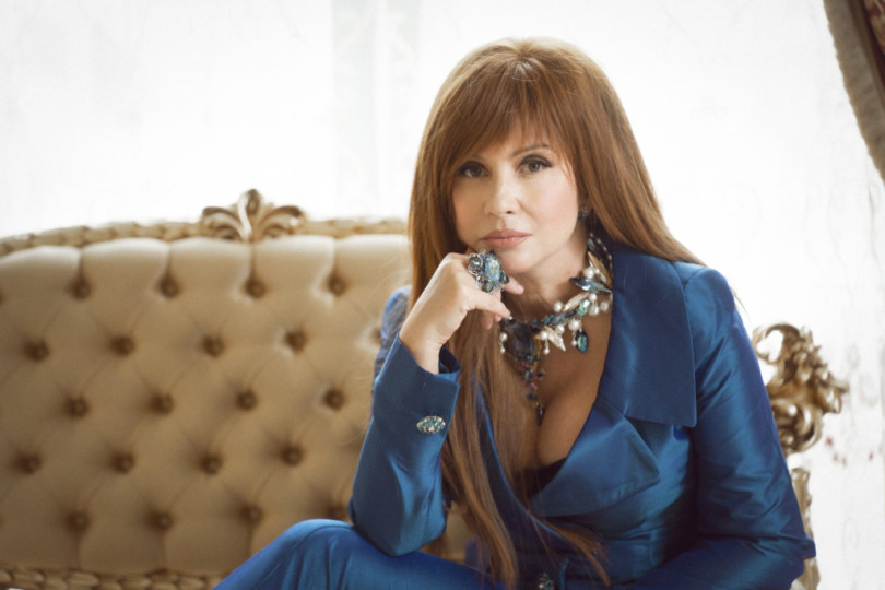 Певицата Елвира Георгиева след два месеца ще навърши 62 години.