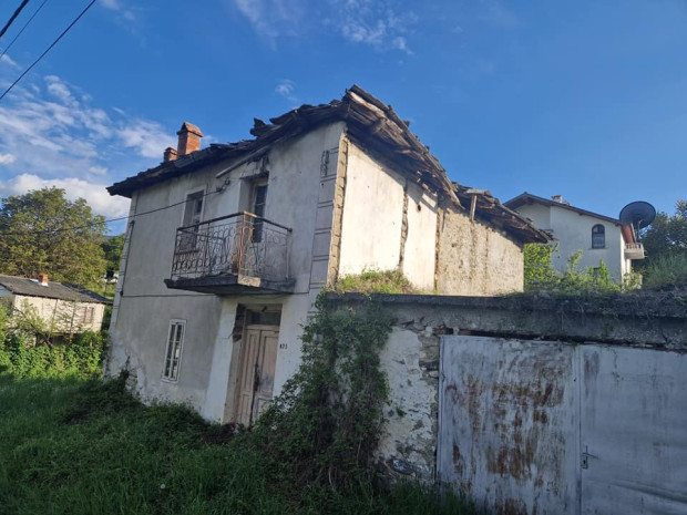 Обява за продажба на къща в Родопите буквално взриви социалната