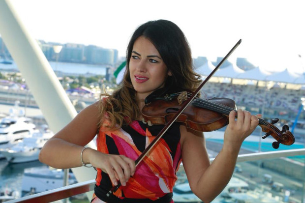 Пловдивската цигуларка Таня Тингарова е преживяла неприятна ситуация на концерта