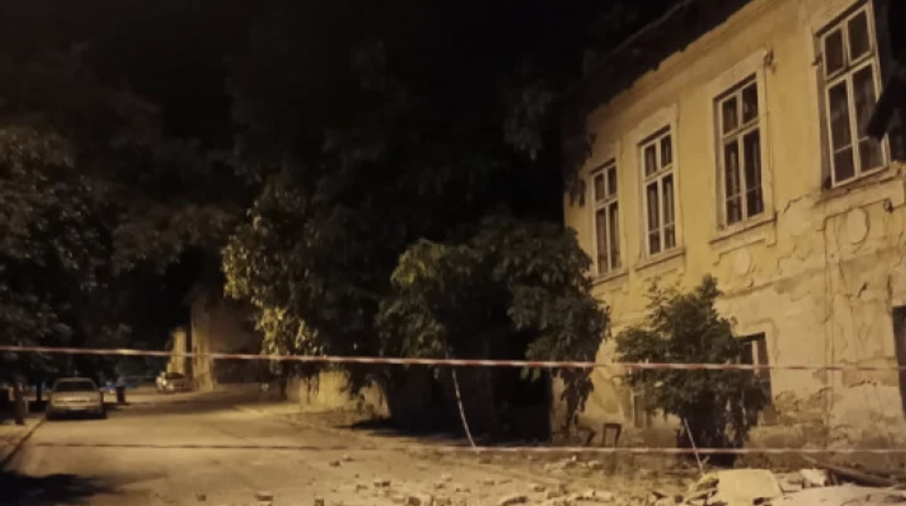 Част от къща се е срутила тази нощ в Кюстендил