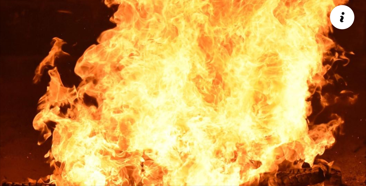 Къща и плевни горят в град Костандово обл Пазарджик съобщава