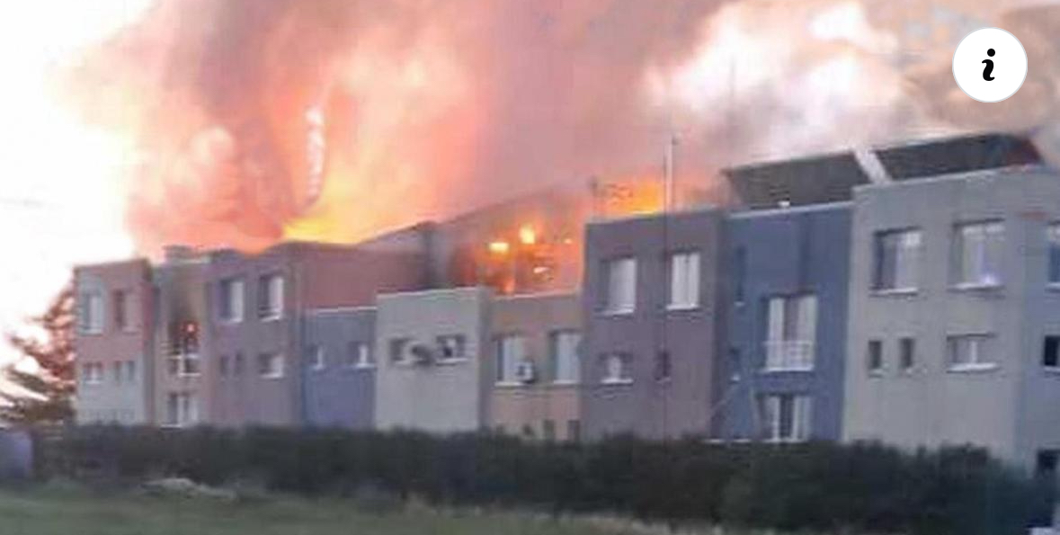 Пожар пламна в складове на бившия ремонтен завод в Шумен