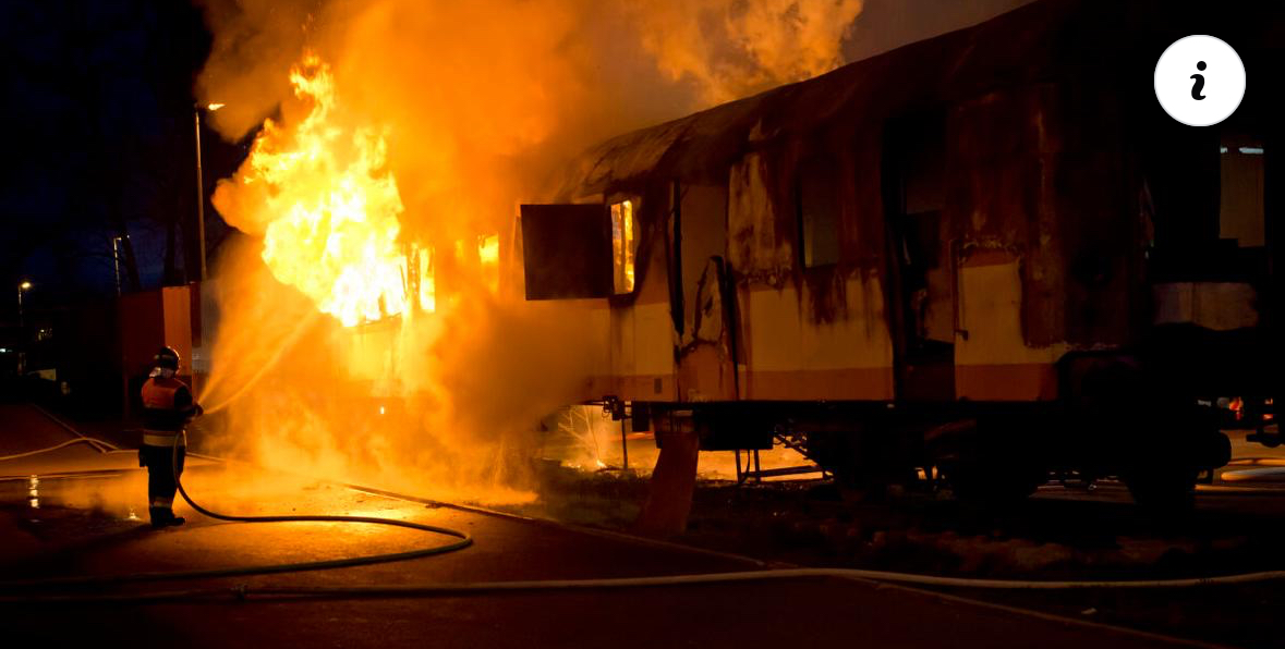 Бързият влак от Пловдив за Варна се запали в близост