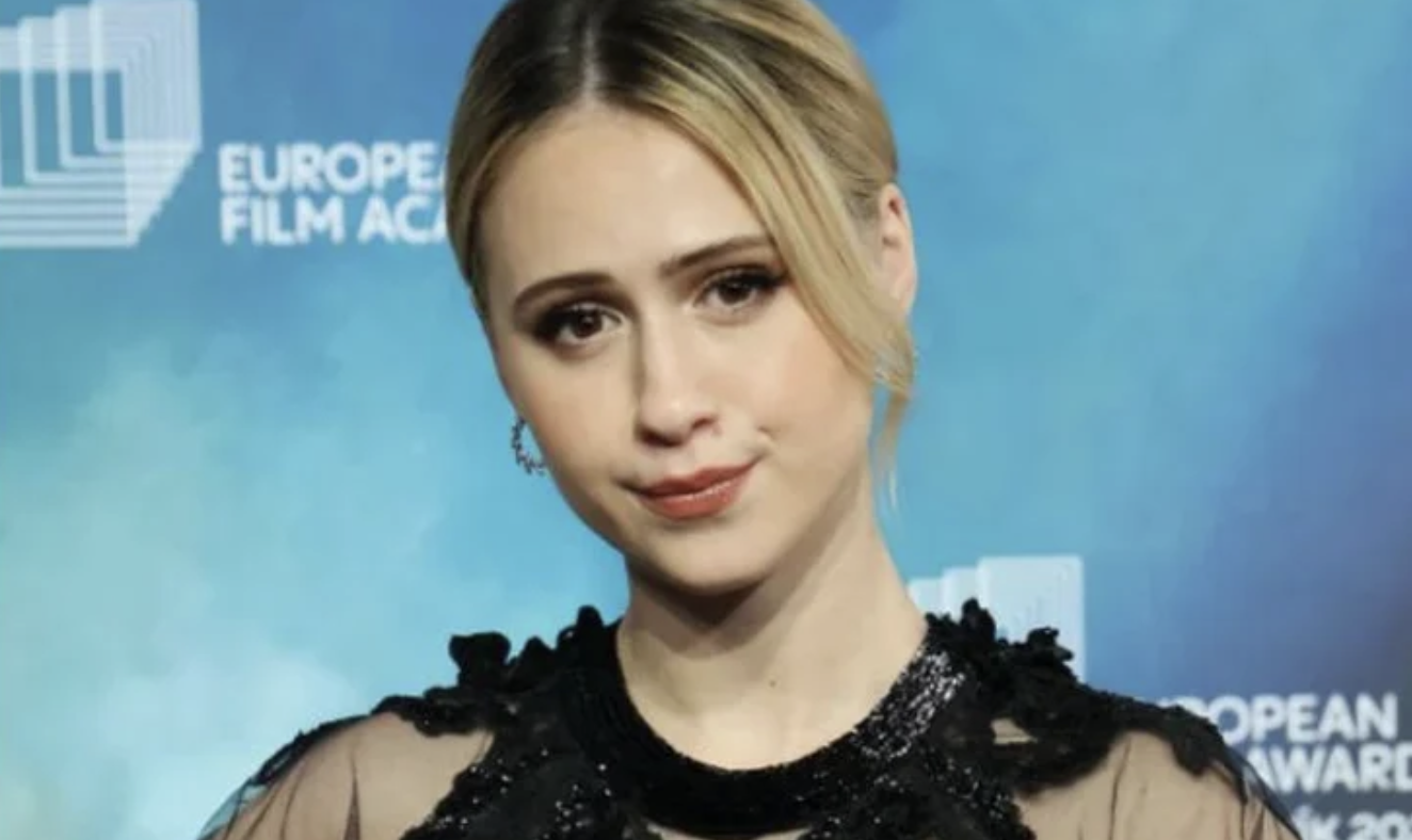 Актрисата Мария Бакалова ридае Тя загуби любимата си баба Мария