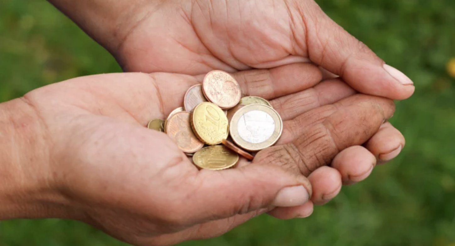 Да могат да поискат фалит и опрощаване на дългове хора