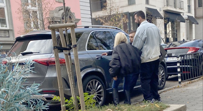 Примата на българската естрада Лили Иванова среща все по сериозни затруднения