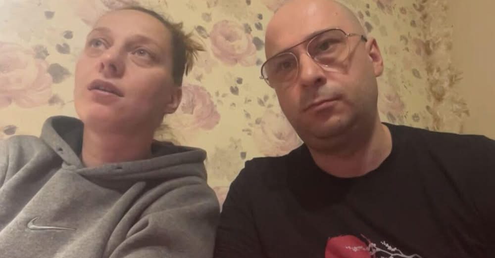 21 декември 2001 година няколко дни преди Коледа Младежи на