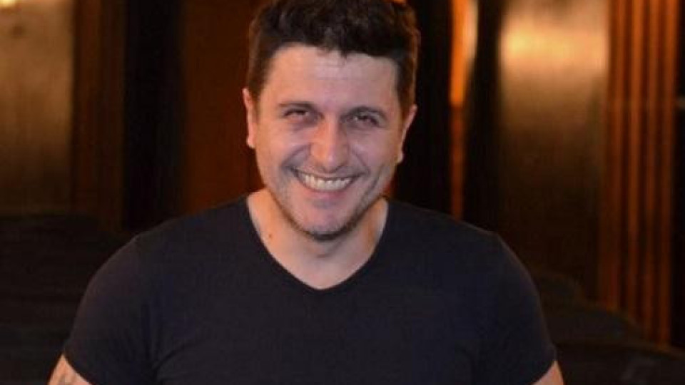 Асен Емилов Блатечки е български актьор Роден е на 22 март 1971 г