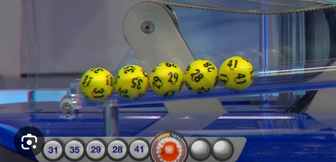 В тегленето на печелившите числа в неделния тираж на тотализатора