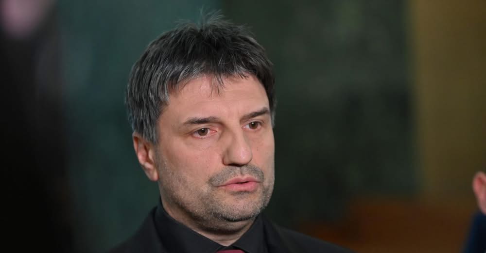 На 6 ти април вечерта получихме сигнал че в кв Захарна