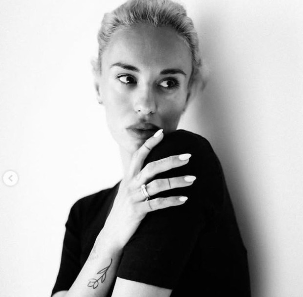 16 години връзка и две деца не бяха достатъчни на