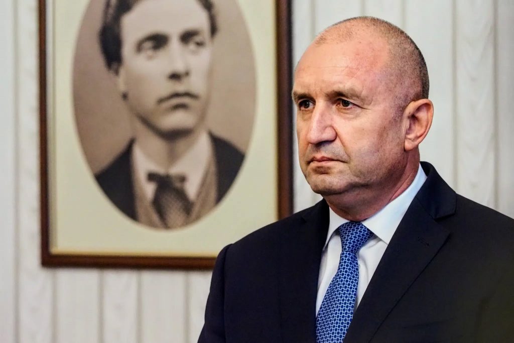 В страха си от гласа на българските граждани при провеждане