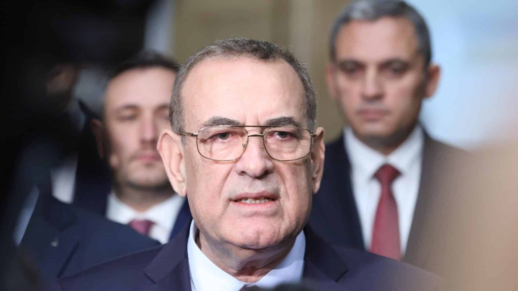 Синът на Джевдет Чакъров – Сами Чакъров – е бил