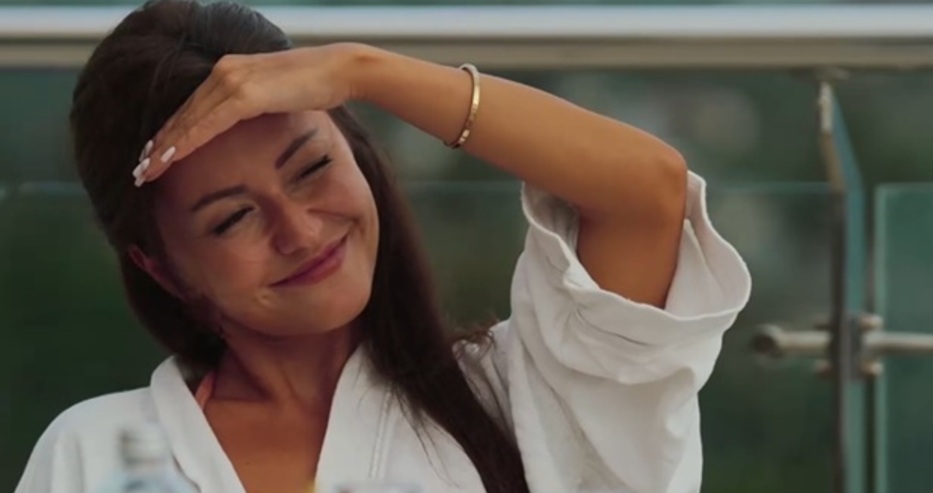 Луксът ме успокоява С тези думи Адриана коментира президентския супер