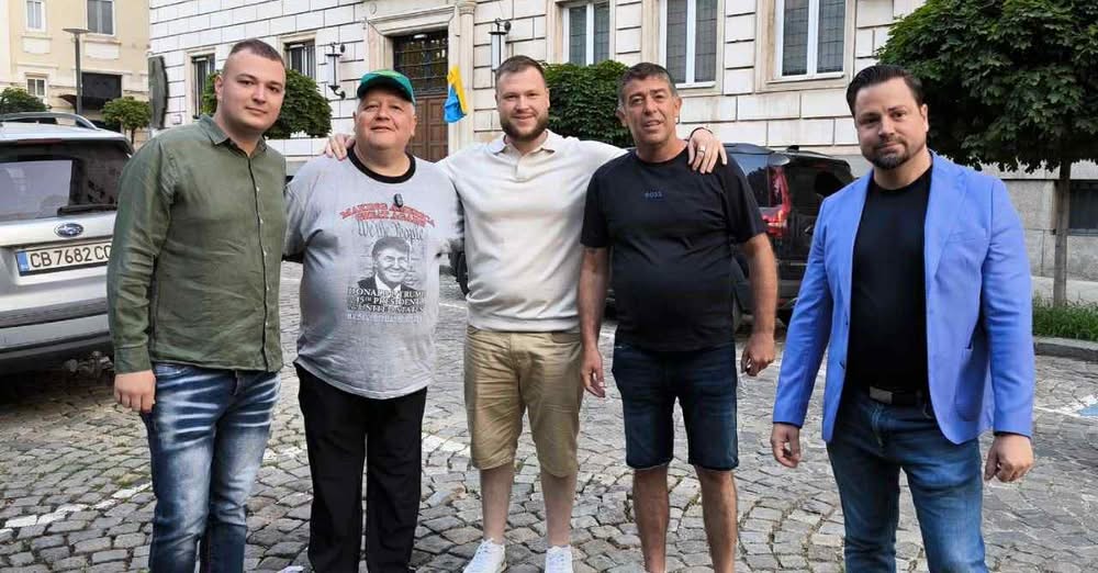 Водещият на Контра Страхил Ангелов който е сред организаторите на