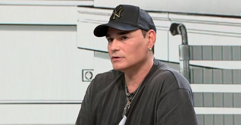 Певецът Красимир Аврамов сподели че е преминал през ада преди