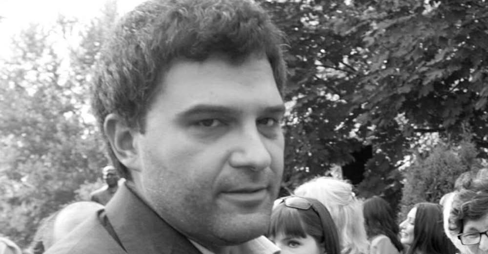 Не само изненадващата смърт на 54 годишния Тодор Славков внук на