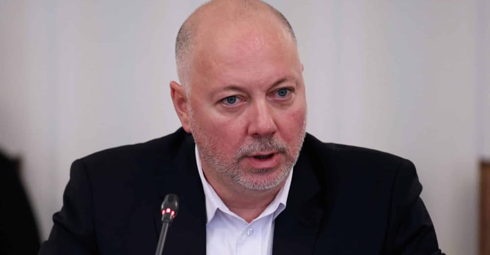 Премиерът Росен Желязков посети авиобазата в Крумово където коментира ролята