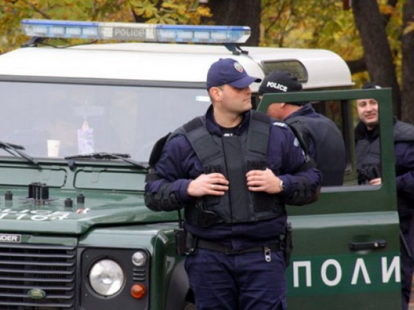 Водач на автомобил се е опитал да прегази гранични полицаи