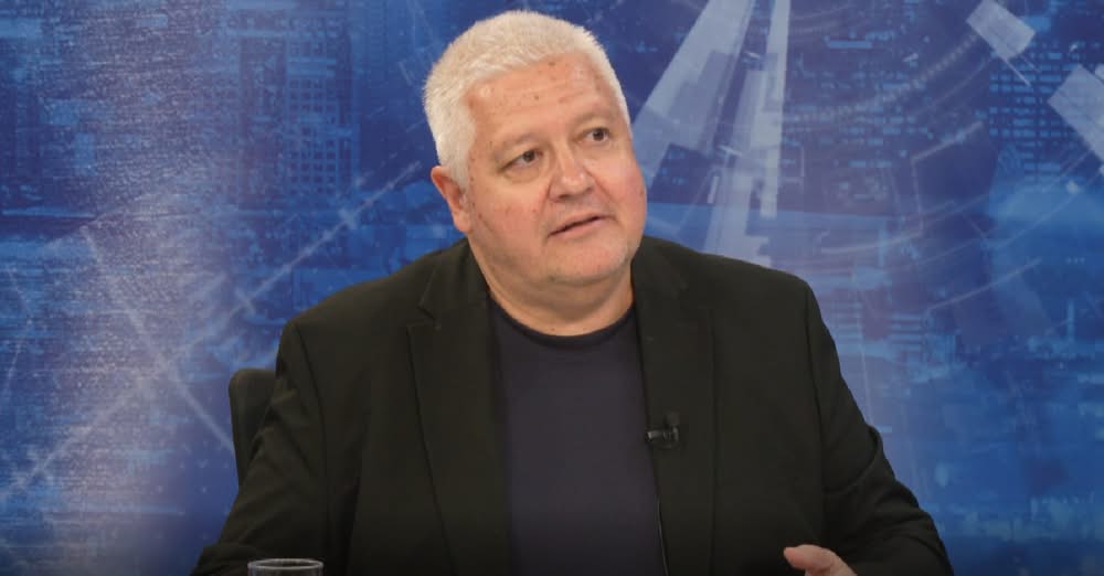 В своя публикация Недялко Недялков изразява тревогата си за бъдещето