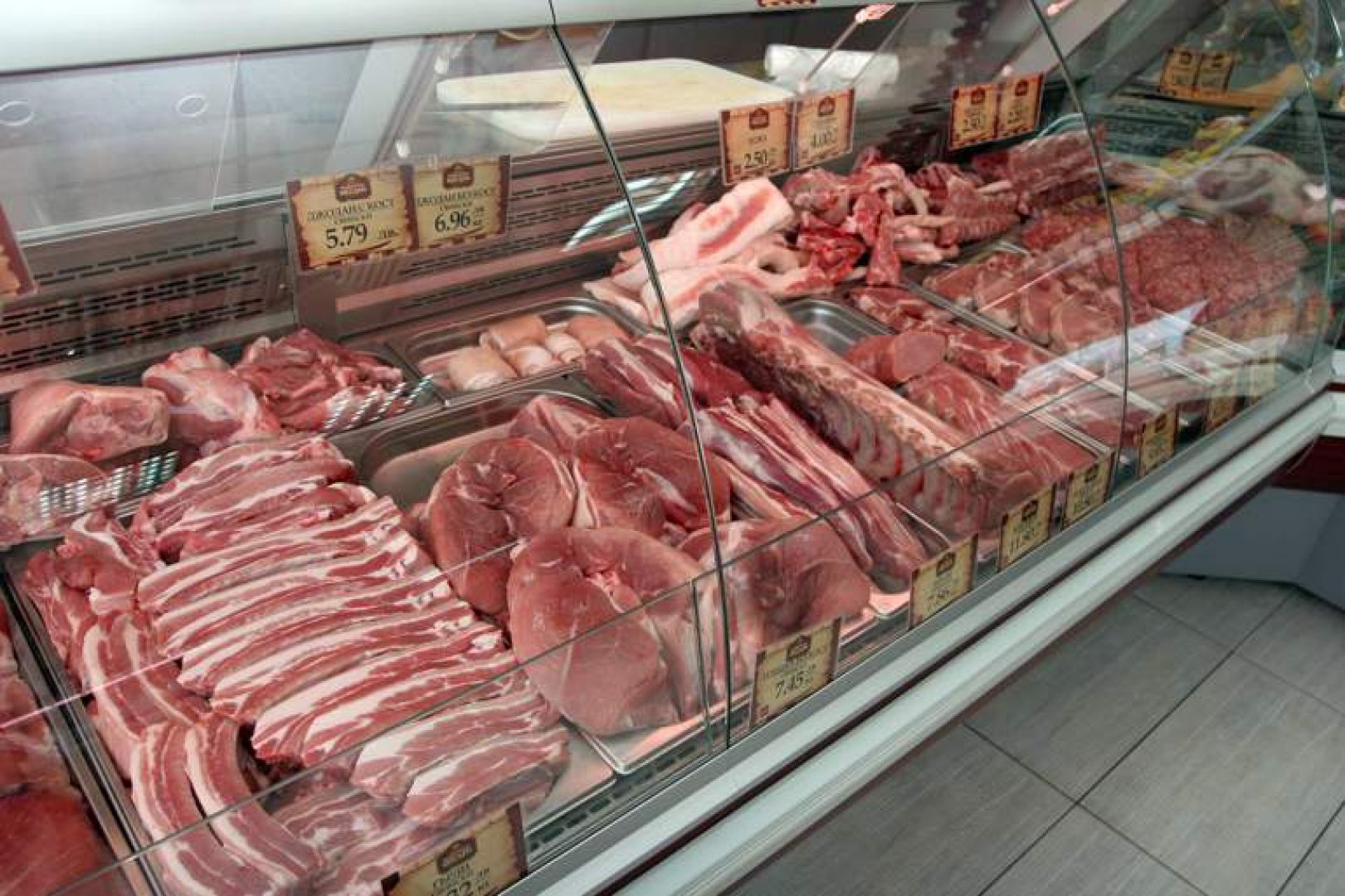 100 от месото млечните продукти зеленчуците предлагани в големите търговски