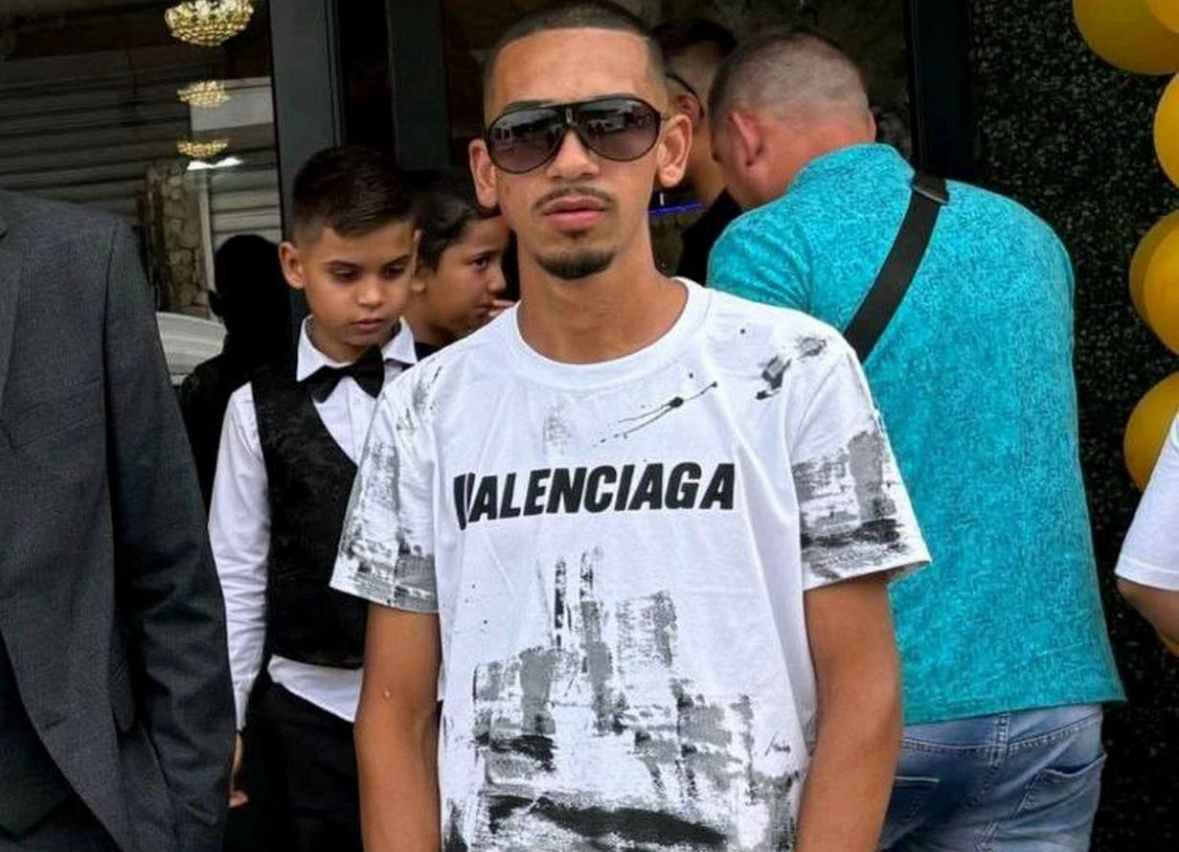 Шофьор с книжка от 14 дни но вече с 6