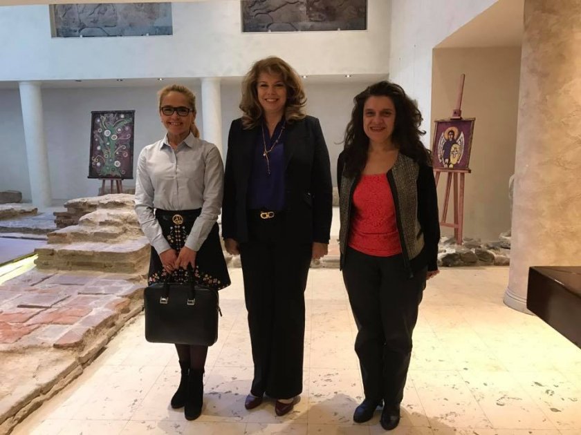 Помилваната от вицепрезидента Илияна Йотова бивша кметица на столичния район