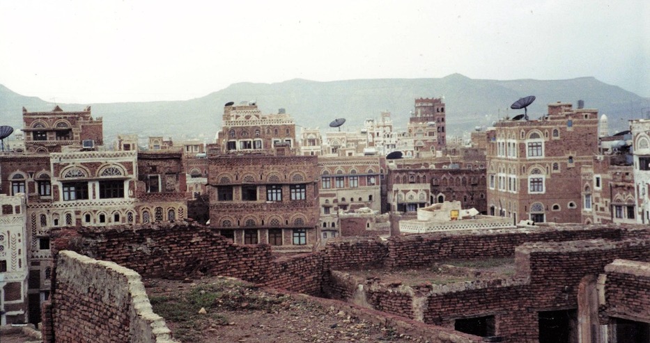 Израел атакува контролираната от бунтовниците хуси столица на Йемен Сана