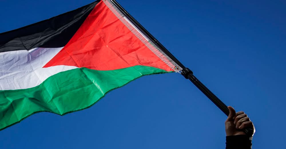 Великобритания Канада и Австралия обявиха едновременно днес че признават Държавата