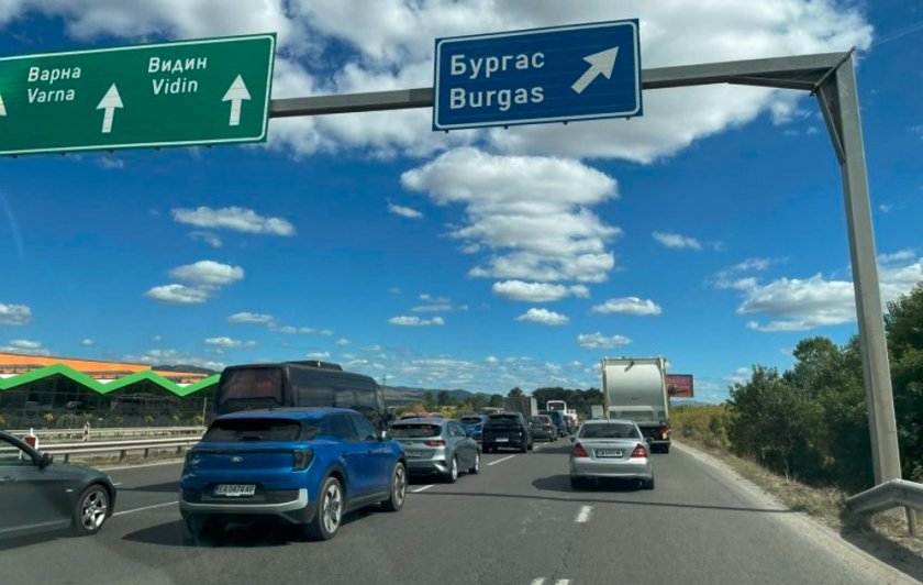 Жена заряза мъжа си на магистралата за Бургас и помоли