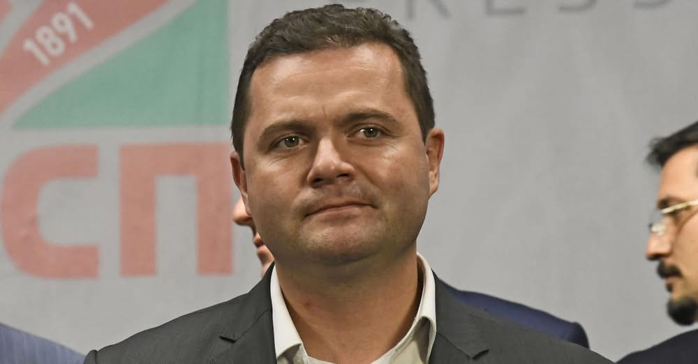 Шокиран и гневен съм Снощи е бил жестоко пребит директорът