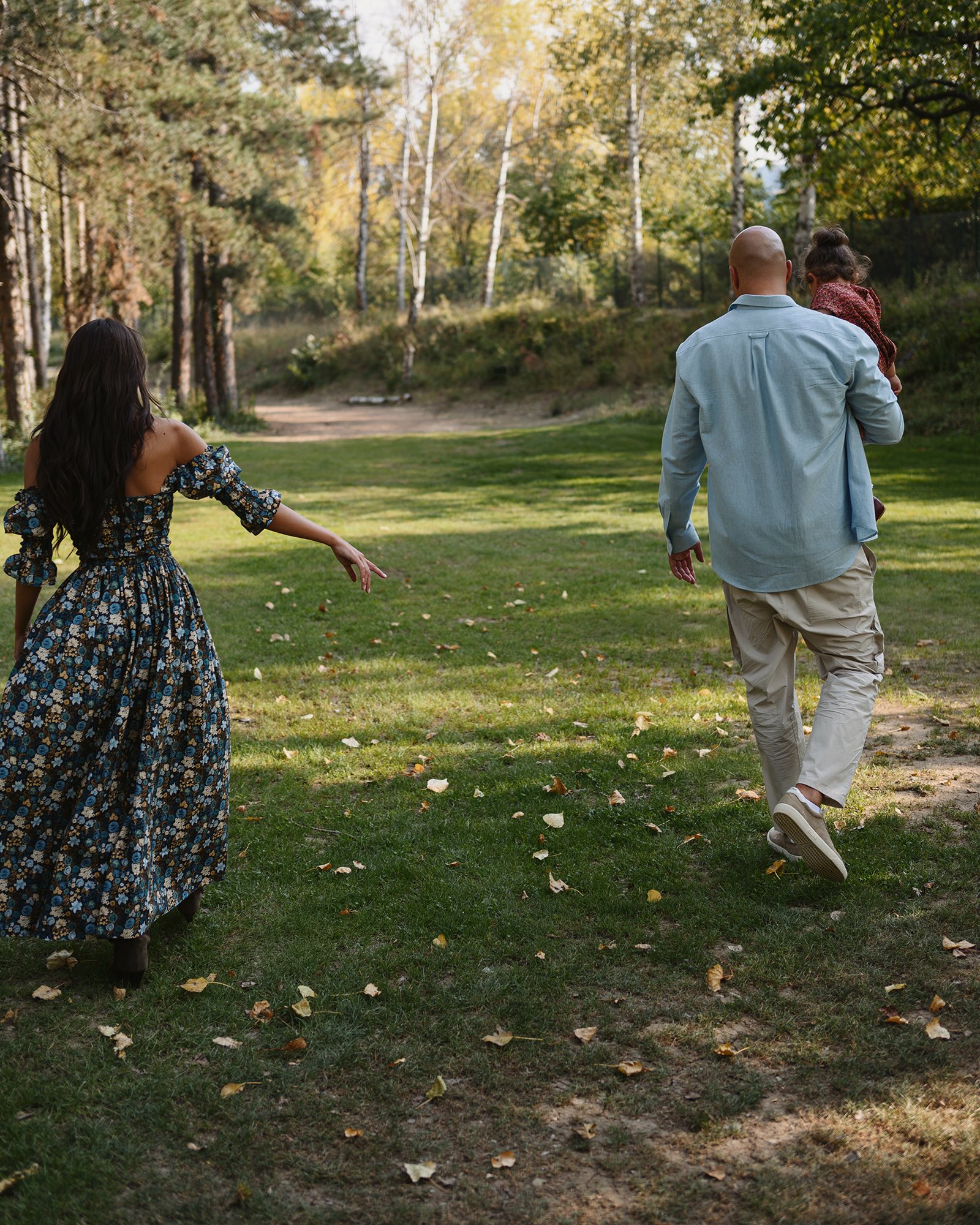 Плеймейтката Николета Лозанова и футболистът Ники Михайлов кръстиха дъщеря си